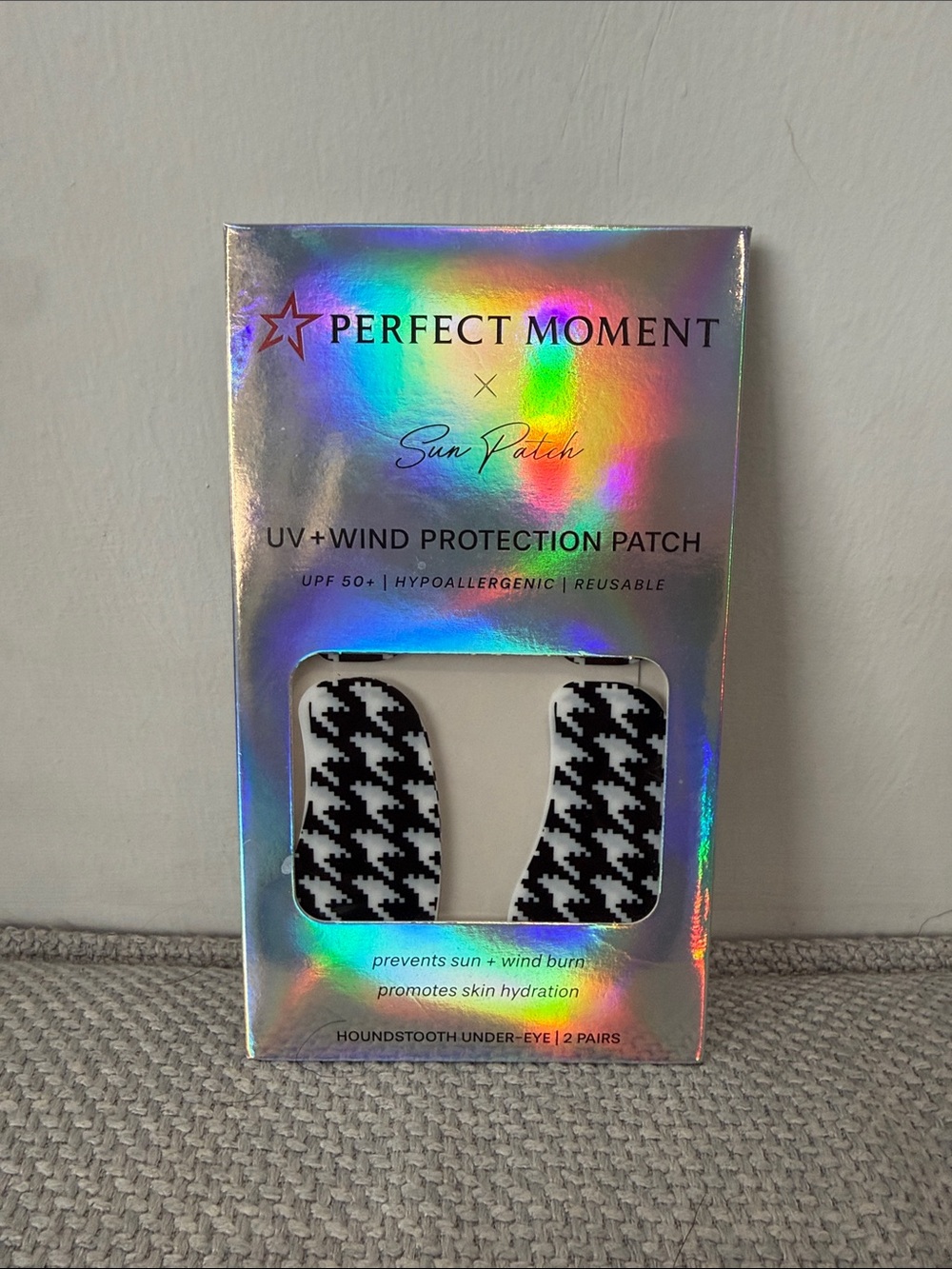 Perfect Moment Houndstooth Under-Eye Sun Patch - Black & White